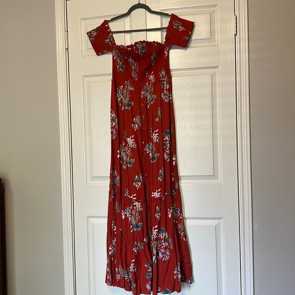 Medium Maxi Red Floral Dress
